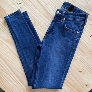 H&M &Denim Dark Wash Skinny Jeans 29x32